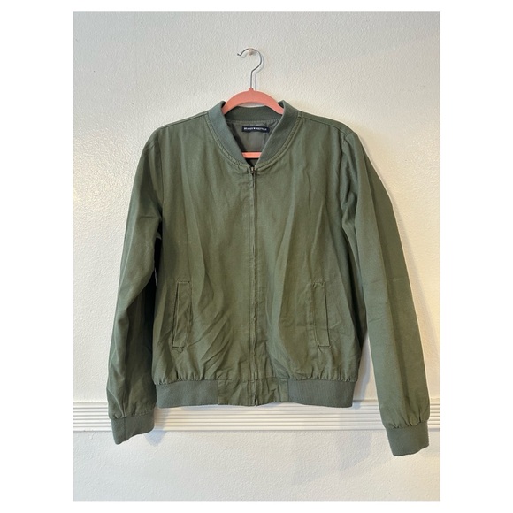 Brandy Melville Jackets & Blazers - brandy melville bomber jacket